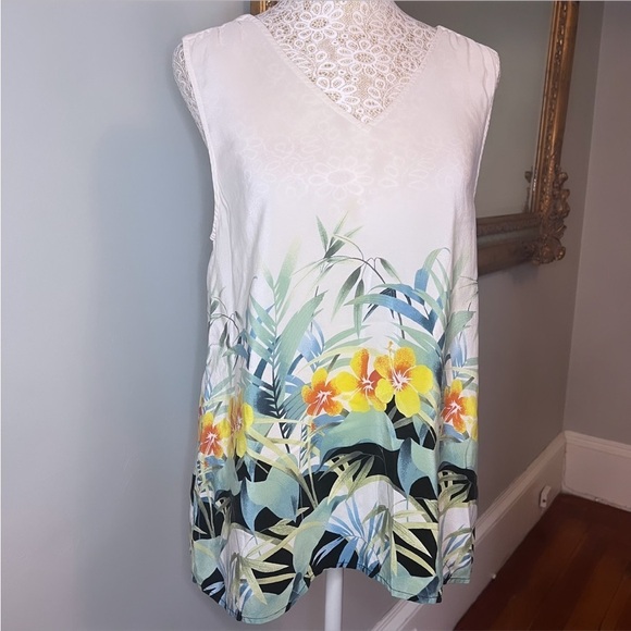 NWOT TOMMY BAHAMA 100% Silk Juliette Garden Tank Blouse Size Small - Picture 2 of 8
